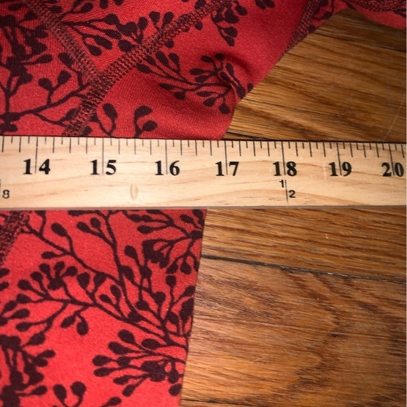 RARE VINTAGE womens Patagonia 1/4 zip Polartec pullover fleece coral branches - Picture 3 of 14